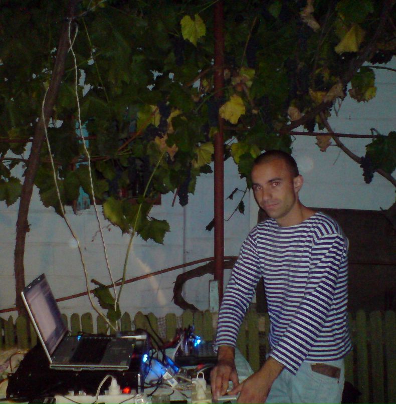 Drunia Hrapov | Рени