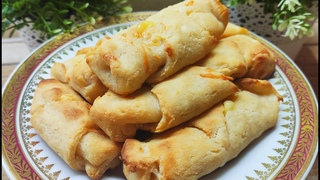 Творожные рогалики с сыром.