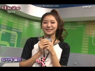 Hello Venus' Yooyoung wants to get close to 2NE1's CL