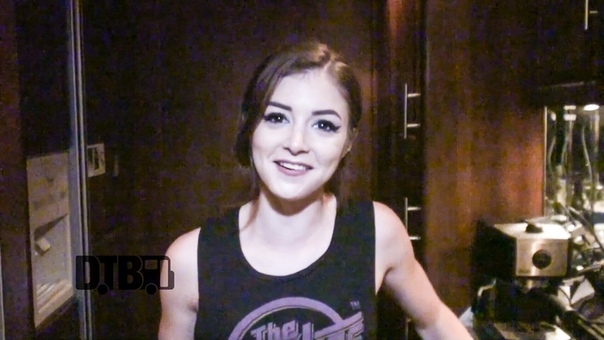 Against The Currents Chrissy Costanza Prepares Vegan Pasta Dish COOKING AT 65 MPH Ep.
