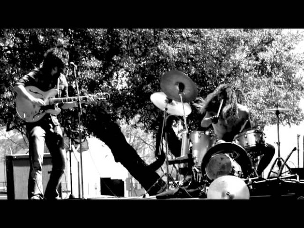 Black Pistol Fire Long Tall Sally ( Little Richard