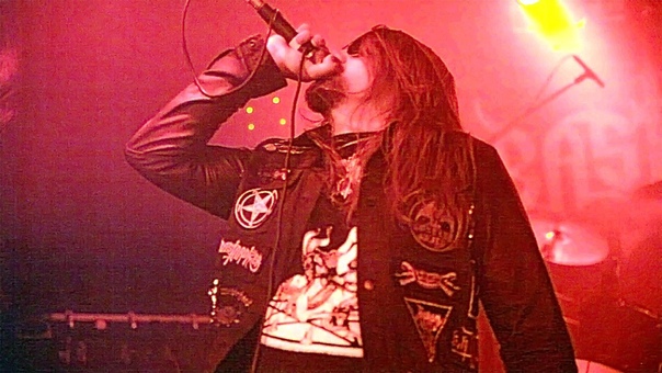 Bastardizer play, Pentagram of Pleasure Live at Valhalla,