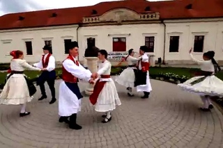 Motiva zenekar - Tánc - ének: Kovács Nóri