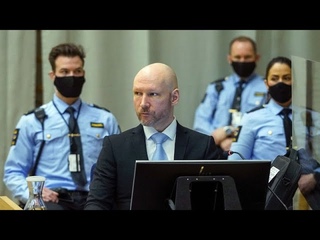 A magnzrkban val raboskods miatt perel a norvg tmeggyilkos