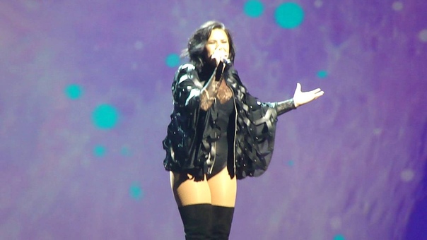 Demi Lovato Confident 7, 6,