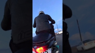 Еле обогнал🤣#мото #motorcycle #yamaha #motovlog #fz1 #bikers