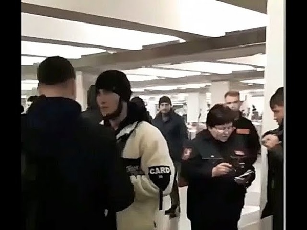 Мигранты безбилетники избили контролёров в общественном