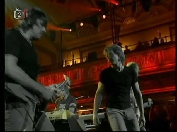 Bon Jovi Hook Me