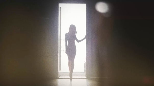 Lana Del Rey Young And Beautiful ( A Tribute by Feudor Lokshin