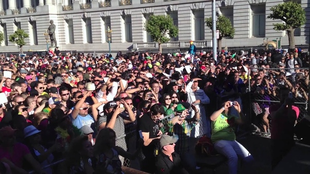 Lucia Mendez en San Francisco Gay Pride