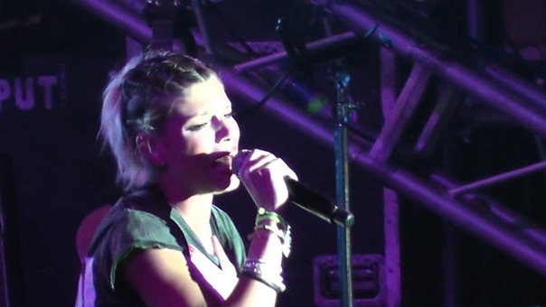 Emma Marrone Cassino Resta ancora un