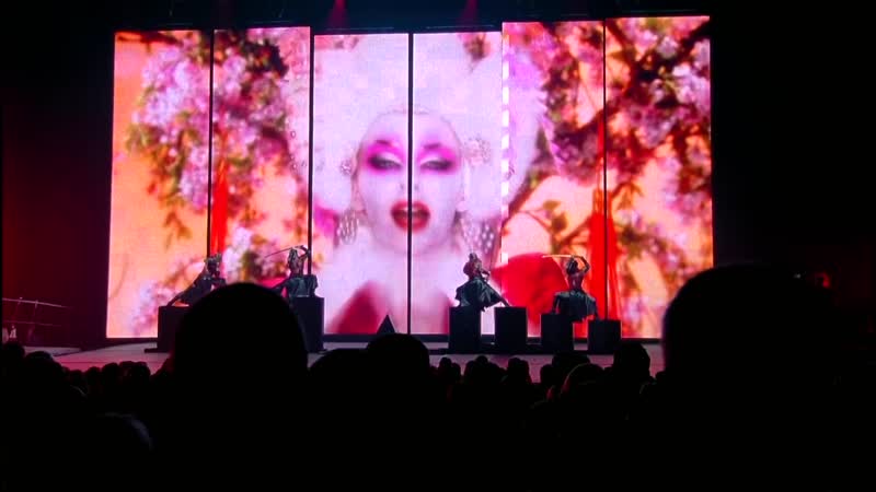 Kylie Minogue X Tour 2008 (