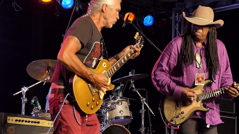 George Lynch Larry Mitchell 5, 1, 21 Dallas International Guitar