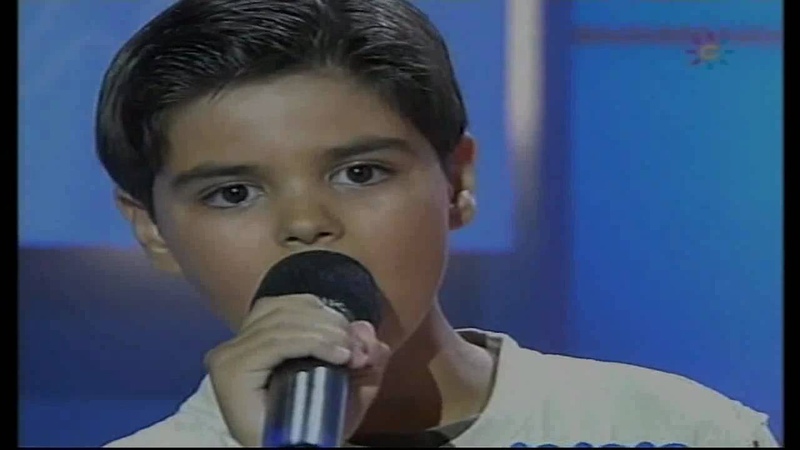 Abraham Mateo (9 años) canta ante Shaila Dúrcal COMO TU MUJER ( Rocío