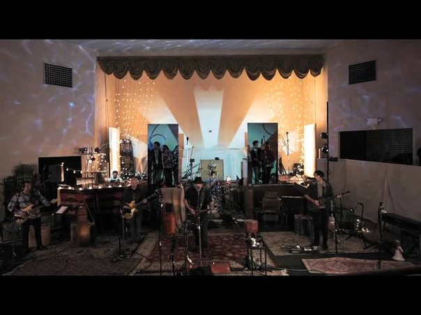 Neil Young + Promise Of The Real A Rock Star Bucks A Coffee Shop ( Official Music