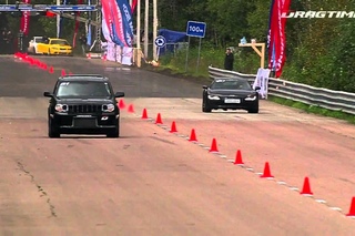 Audi R8 V10 VS Jeep grand cherokee  SRT8